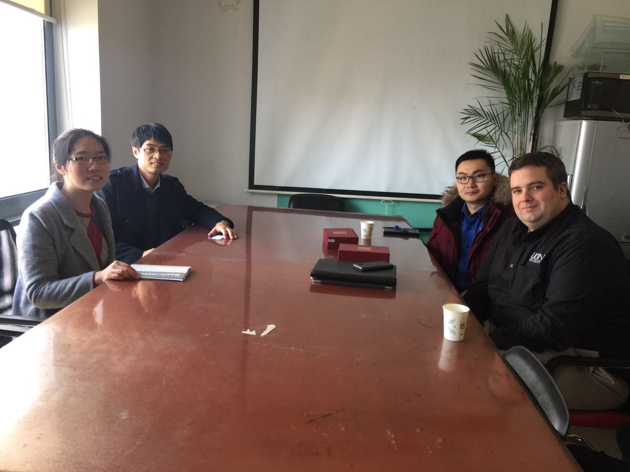 LION公司業(yè)務運營經(jīng)理Gregor hanes 2017年2月27蒞臨我司考察